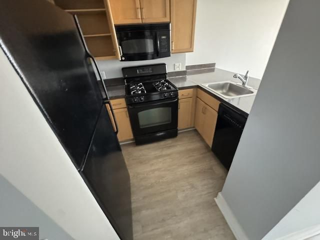 800 4th St SW #N-703, Washington, DC 20024