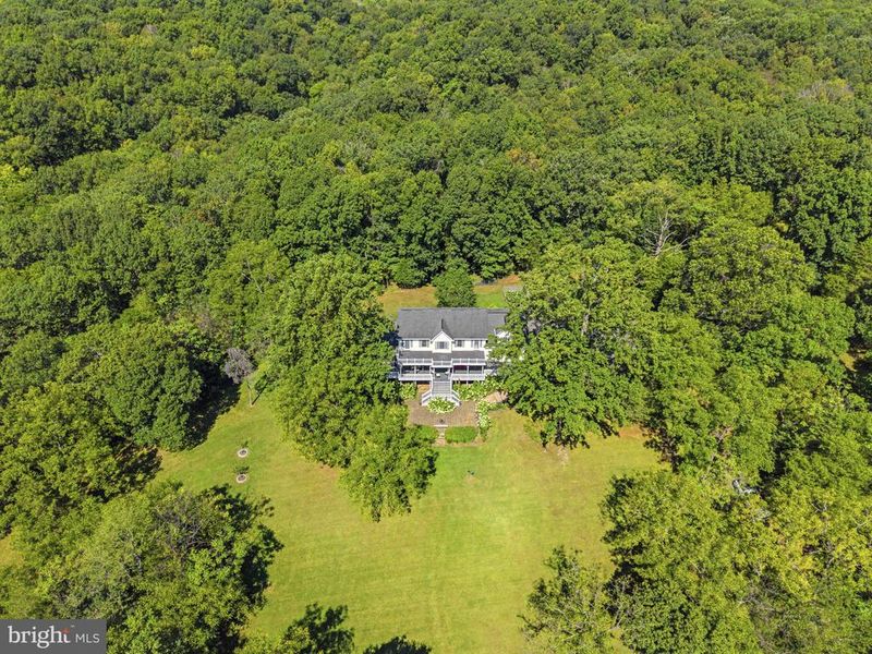13850 Carriage Ford Rd, Nokesville, VA 20181