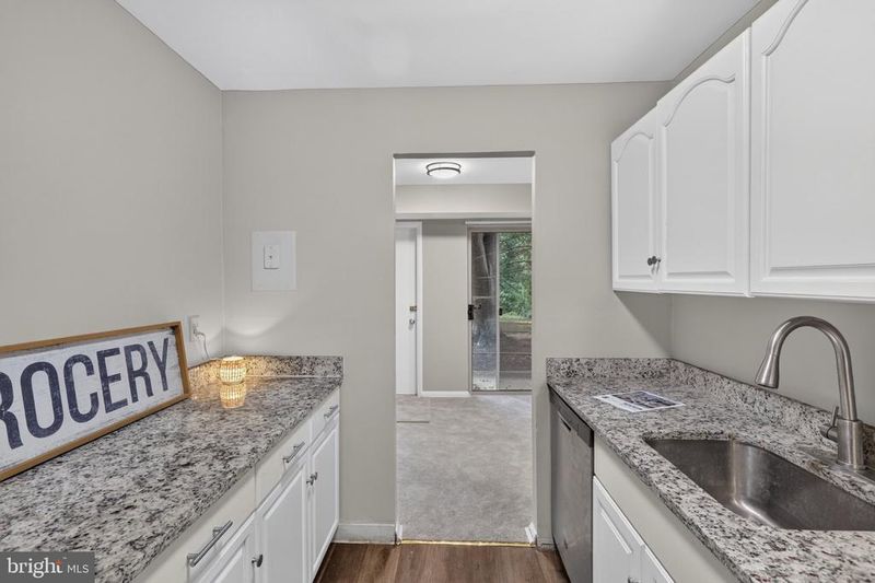 12303 Braxfield Ct #384, Rockville, MD 20852