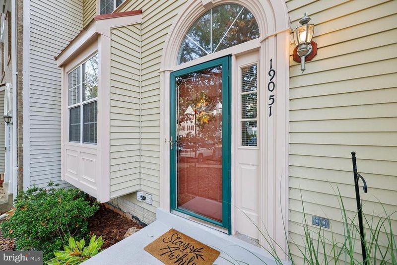19051 Highstream Dr, Germantown, MD 20874