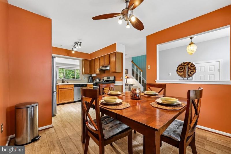 19051 Highstream Dr, Germantown, MD 20874