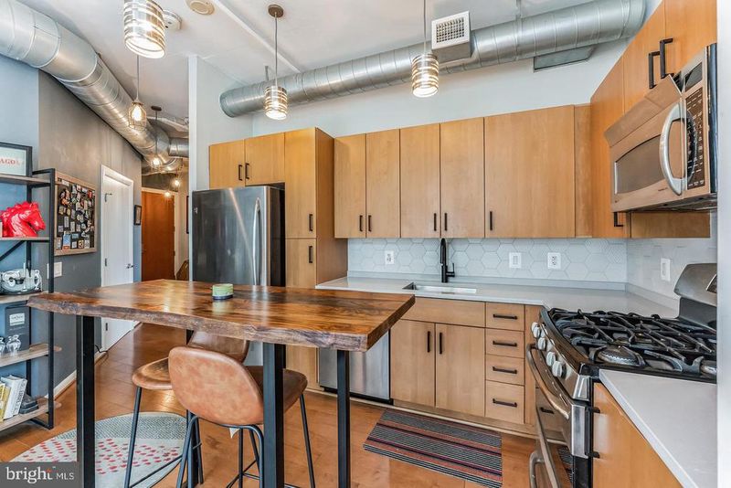 811 4th St NW #318, Washington, DC 20001