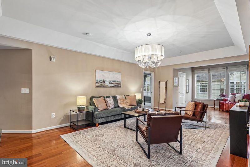 8901 Brauerton Rd #406, Ellicott City, MD 21043