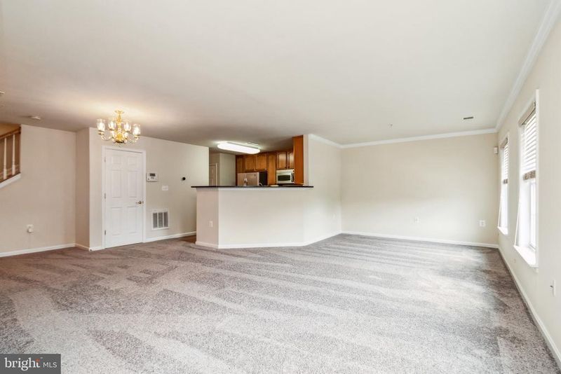 2801 Chinkapin Oak Ln, Woodbridge, VA 22191