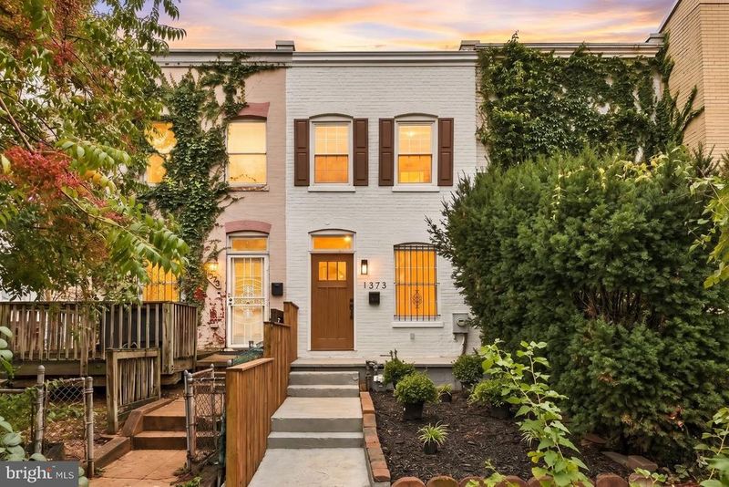 1373 K St SE, Washington, DC 20003