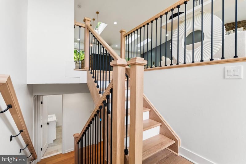 203 Audreys Ct SE, Vienna, VA 22180