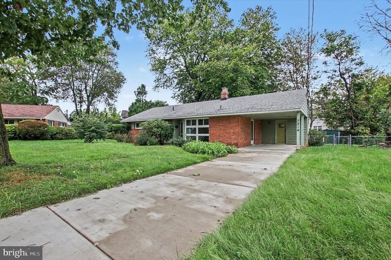 7314 Foxe Pl, Springfield, VA 22151
