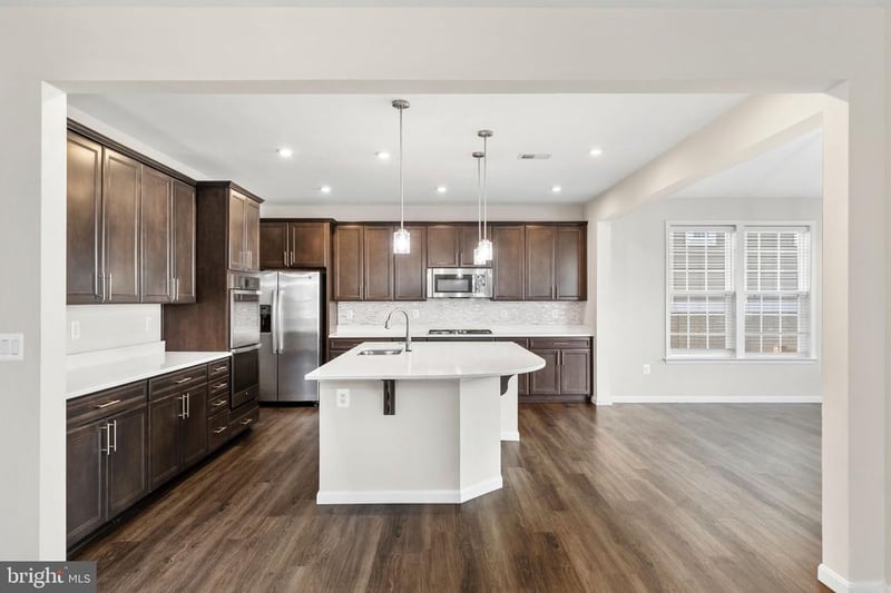502 Pepperidge Dr, Stafford, VA 22554