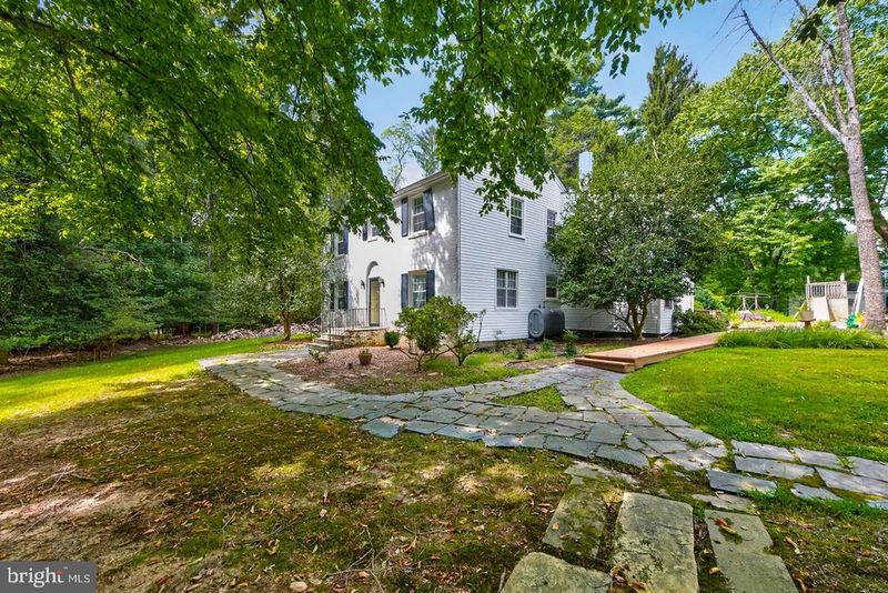 13904 Overton Ln, Silver Spring, MD 20904
