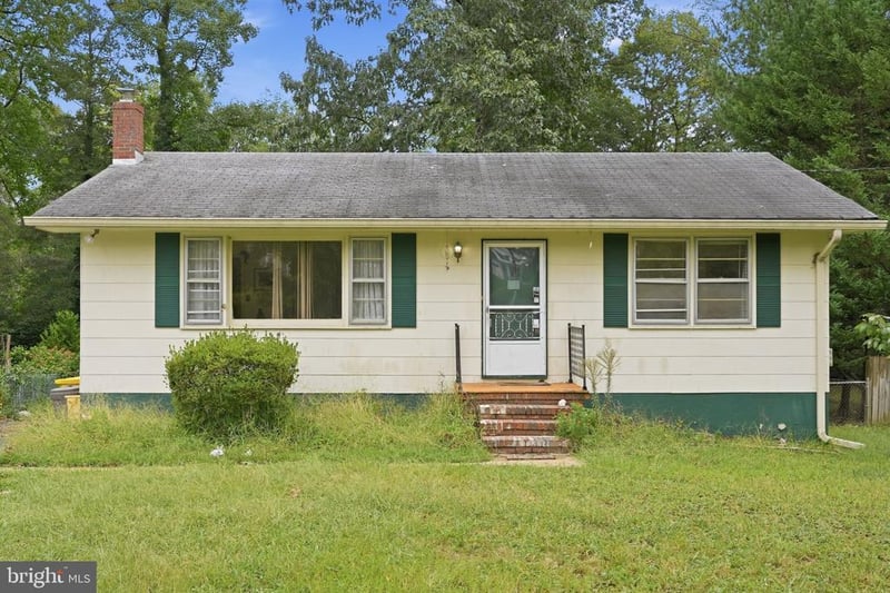 293 Cedar Ln, Annapolis, MD 21403