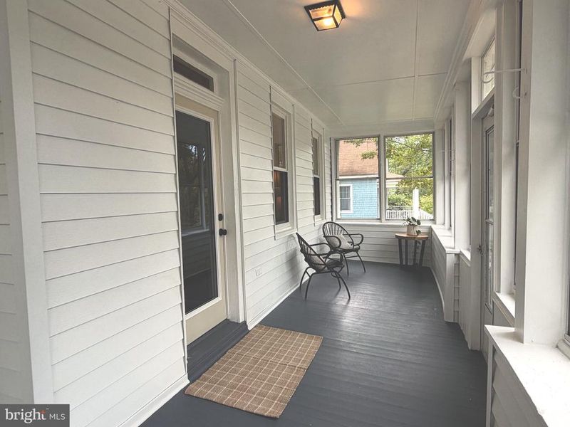 21 Woodlawn Ave, Annapolis, MD 21401