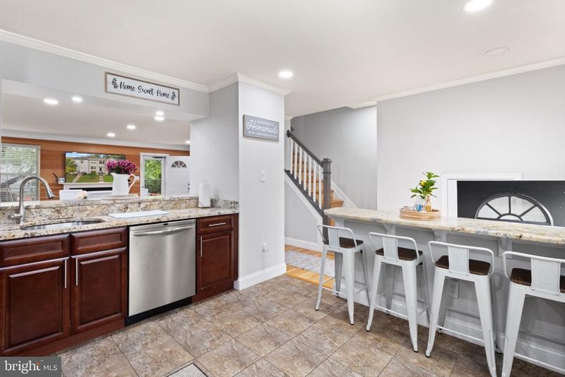 14932 Hyatt Pl, Woodbridge, VA 22191