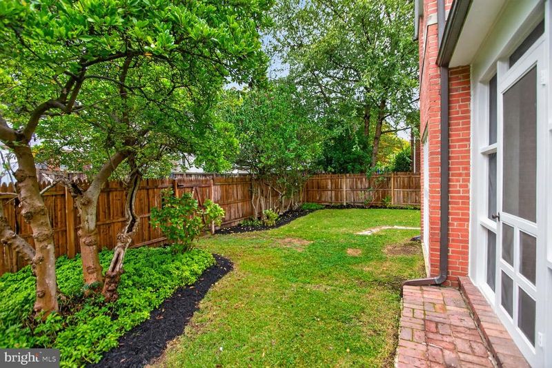 4521 Burlington Pl NW, Washington, DC 20016