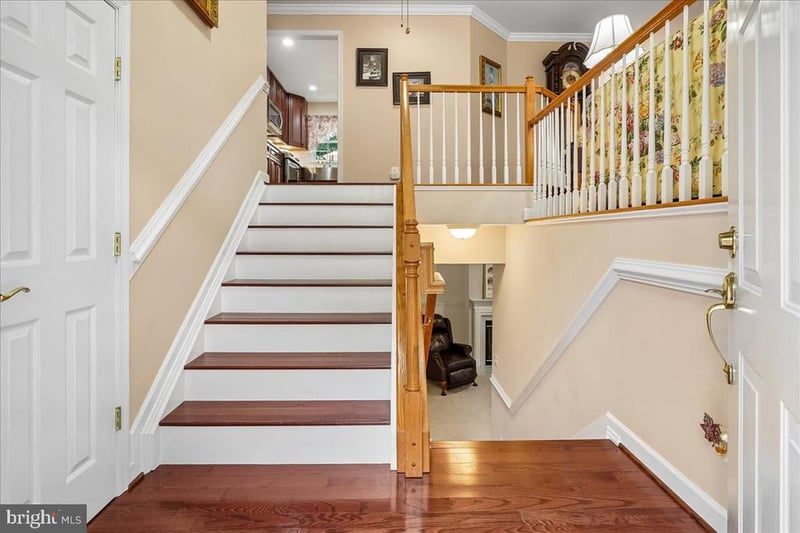 15918 Edgewood Dr, Dumfries, VA 22025