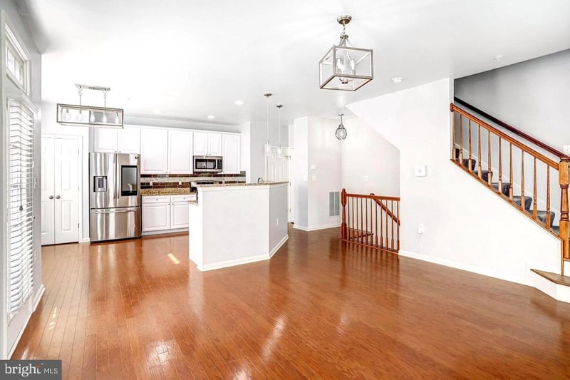 42203 Shorecrest Ter, Aldie, VA 20105