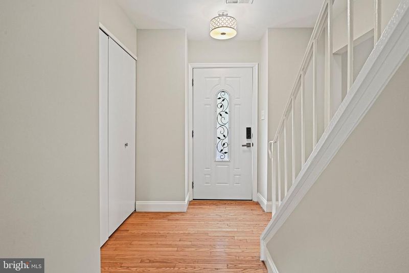 5014 Tibbitt Ln, Burke, VA 22015