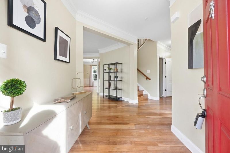 3012 Lake Forest Dr, Upper Marlboro, MD 20774
