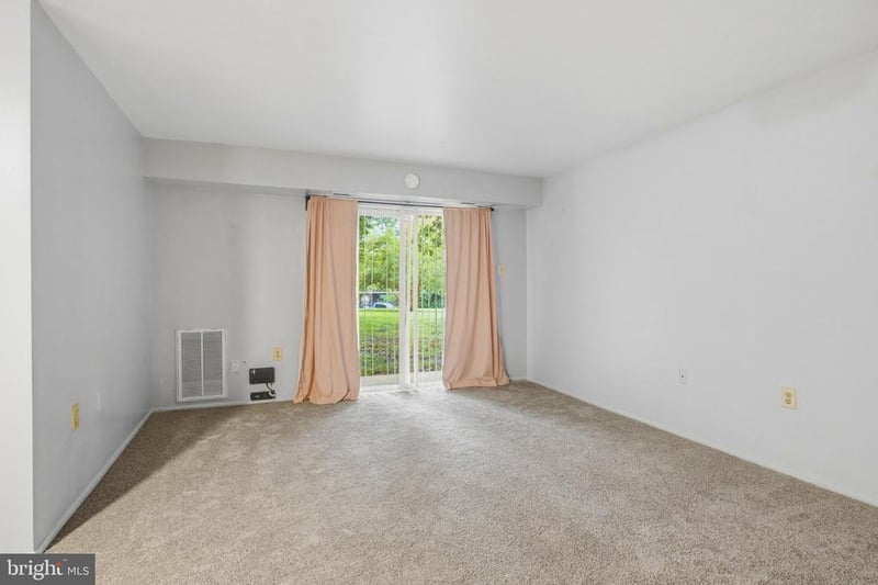 11312 Cherry Hill Rd #102, Beltsville, MD 20705