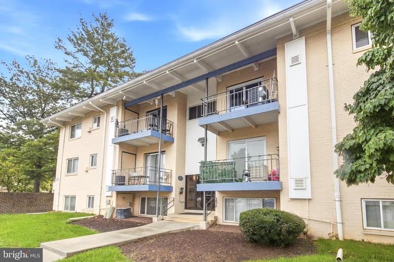 11312 Cherry Hill Rd #102, Beltsville, MD 20705