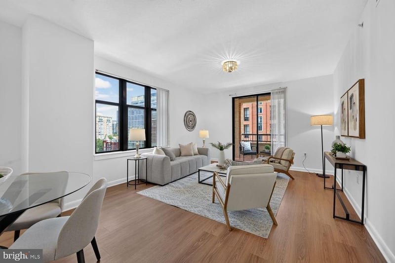 400 Massachusetts Ave NW #711, Washington, DC 20001