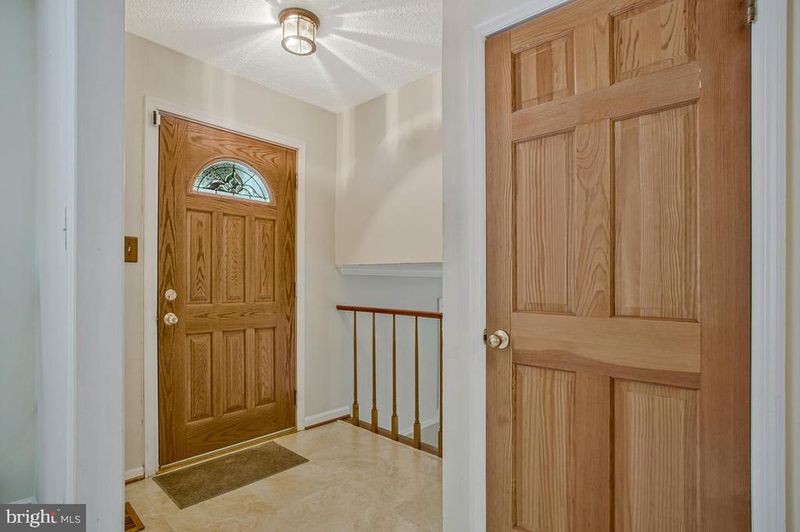 9895 Foxhill Ct, Ellicott City, MD 21042