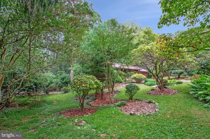 9895 Foxhill Ct, Ellicott City, MD 21042