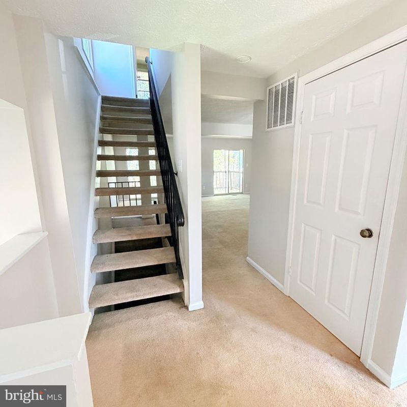 514 Ellrose Ct, Frederick, MD 21703