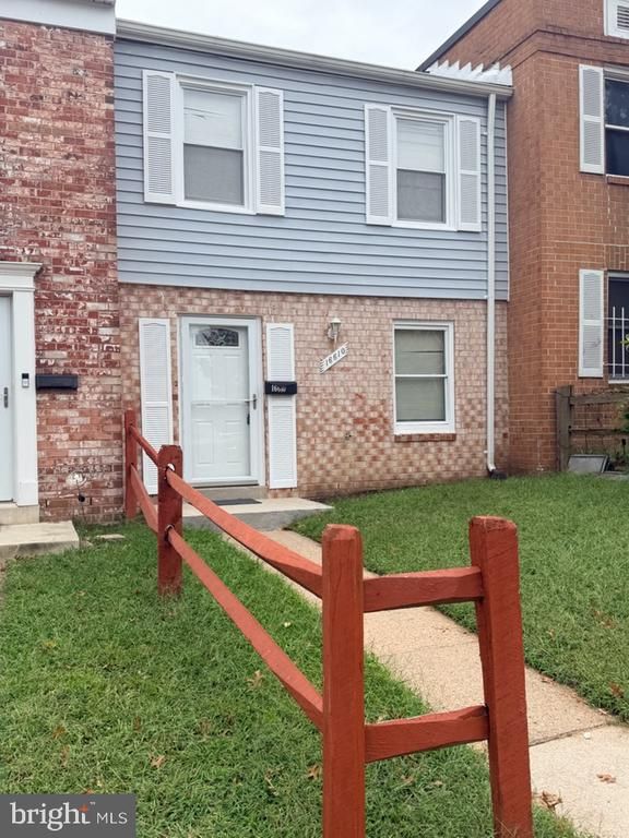 16610 Galt Ct, Woodbridge, VA 22191