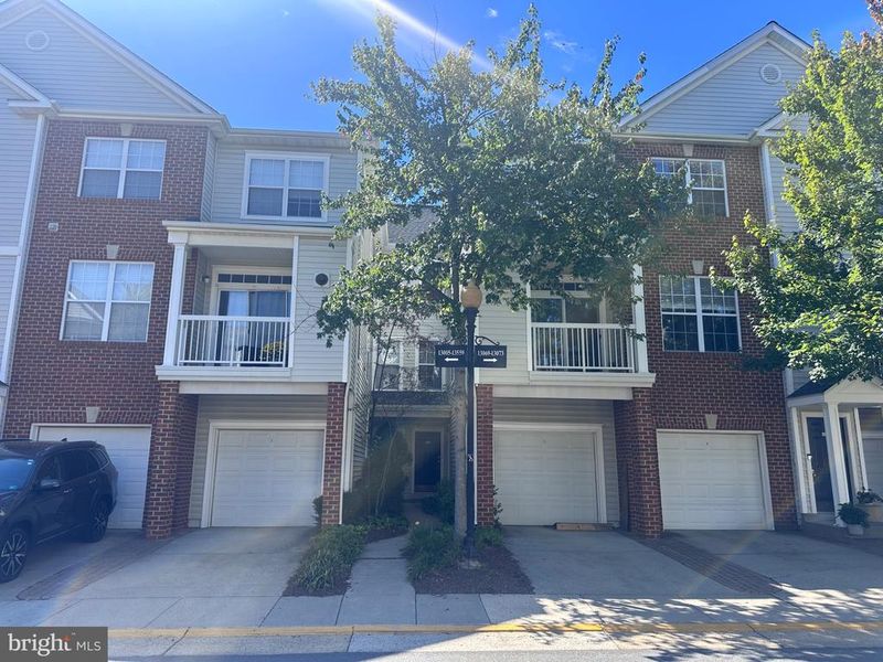 13063 Marcey Creek Rd #13063, Herndon, VA 20171