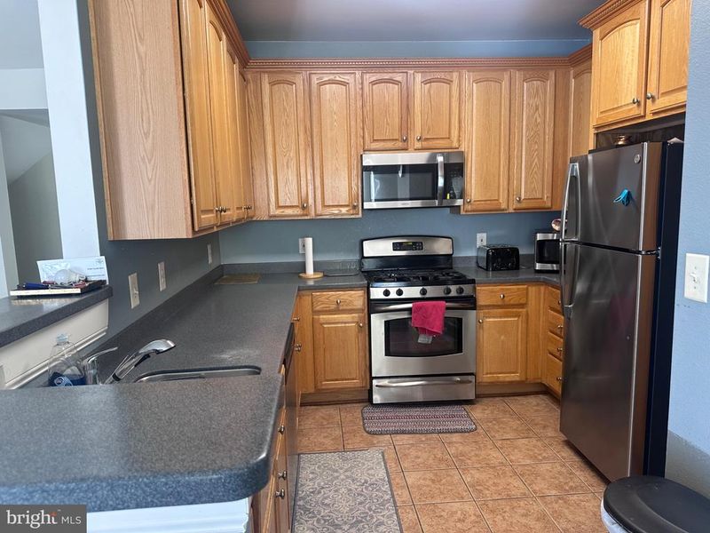 13063 Marcey Creek Rd #13063, Herndon, VA 20171
