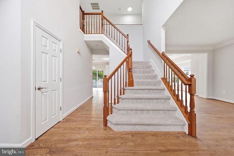 6303 Iverson Ter N, Frederick, MD 21701