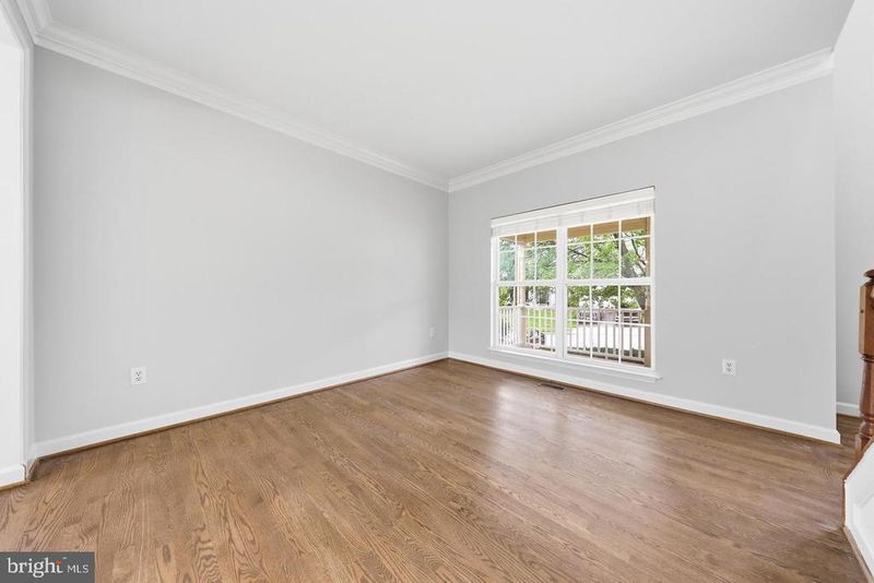 6303 Iverson Ter N, Frederick, MD 21701