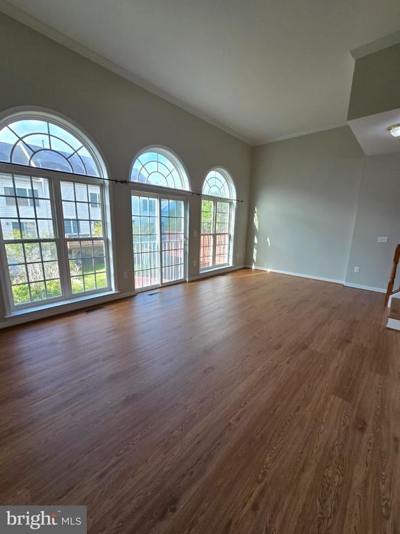 17513 Victoria Falls Dr, Dumfries, VA 22025