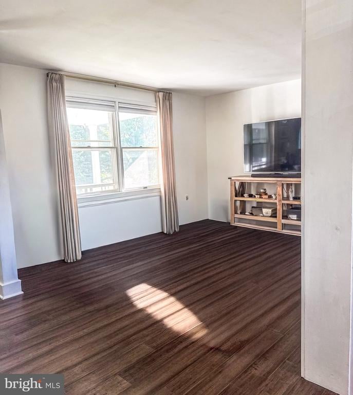 7601 Rudyard St, Falls Church, VA 22043