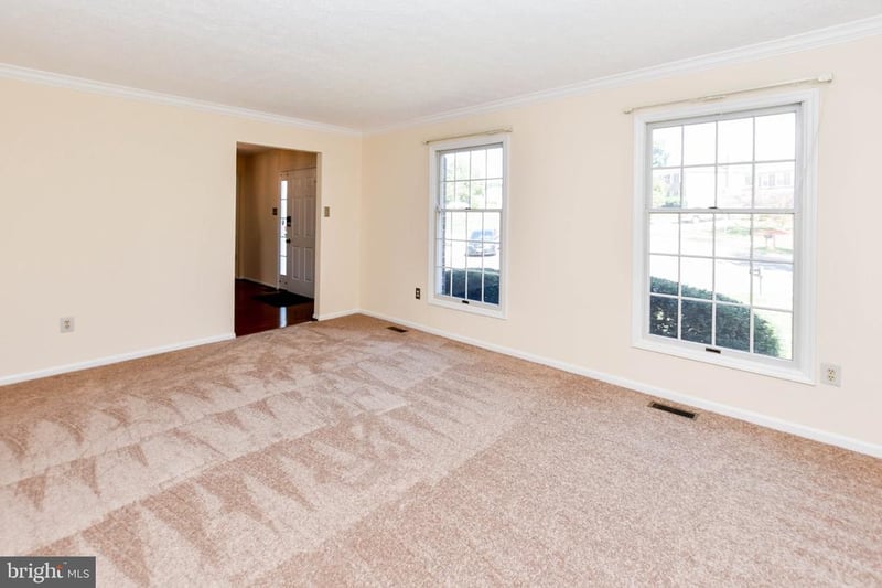 2102 Crepe Ct, Bowie, MD 20721