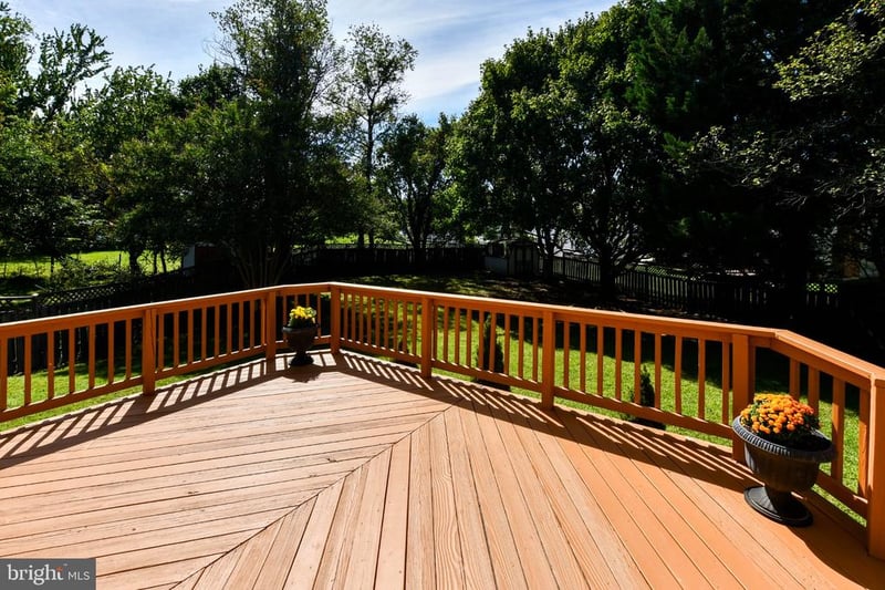 2102 Crepe Ct, Bowie, MD 20721