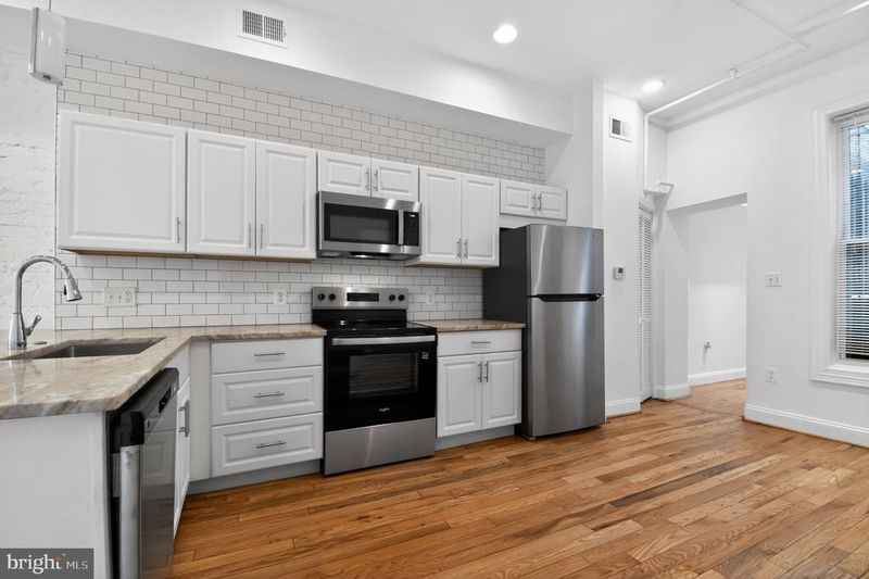 1707 N Capitol St NE #2, Washington, DC 20002
