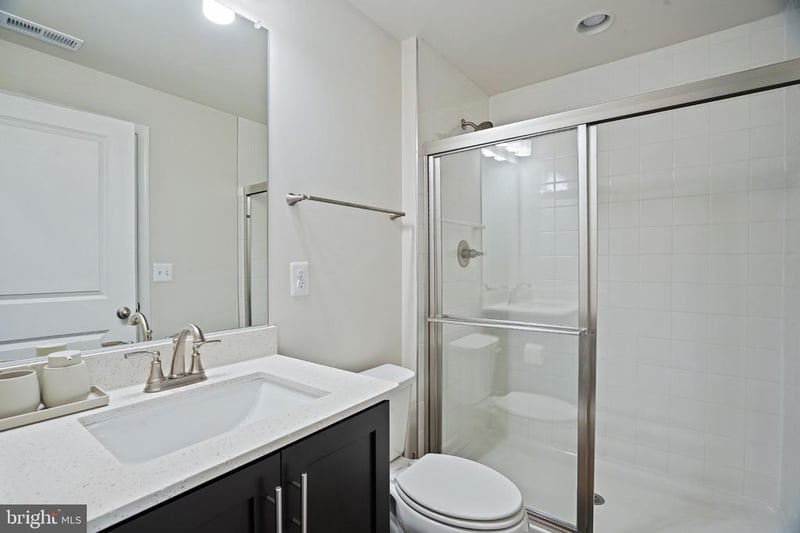 4807 Vista Green Ln, Lanham, MD 20706