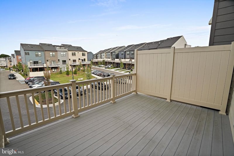4807 Vista Green Ln, Lanham, MD 20706