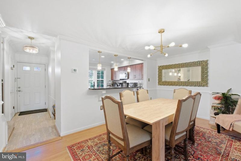 4528 Shoal Creek Ct, Alexandria, VA 22312
