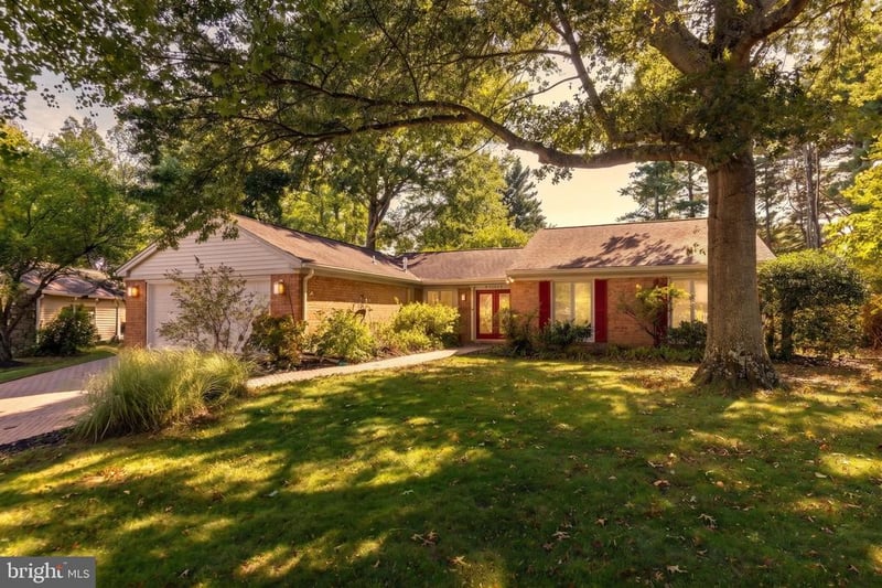 2567 Forest Knl St, Annapolis, MD 21401