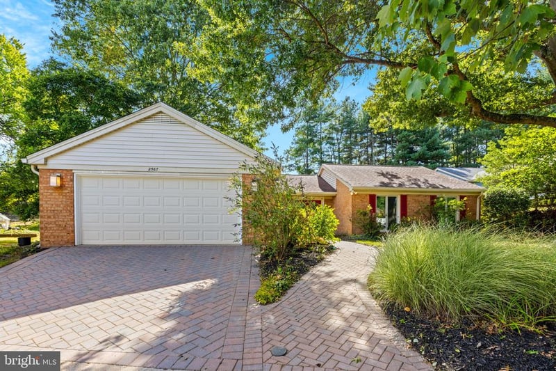 2567 Forest Knl St, Annapolis, MD 21401