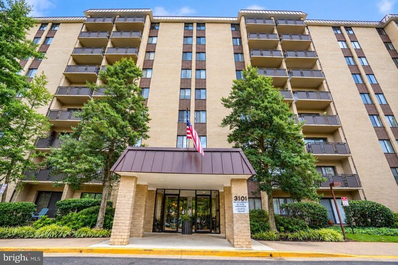 3101 S Manchester St #923, Falls Church, VA 22044