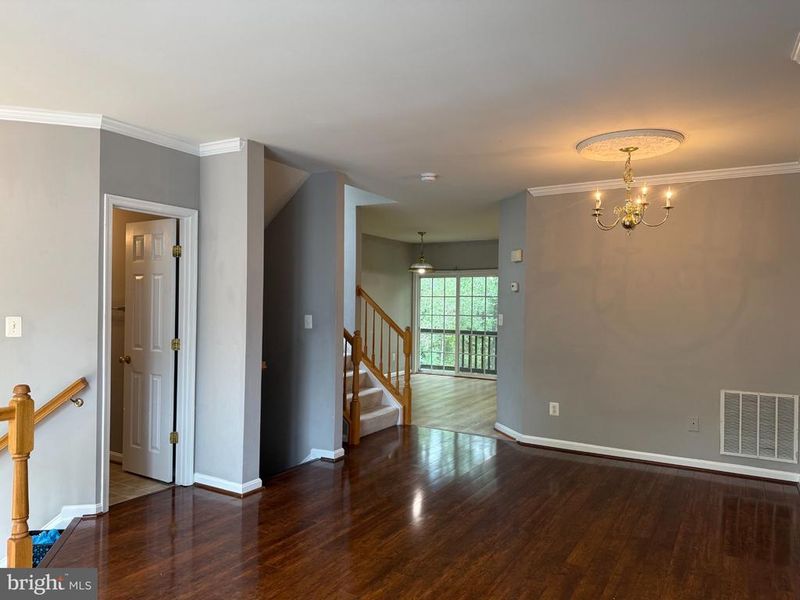 7574 Great Swan Ct, Alexandria, VA 22306