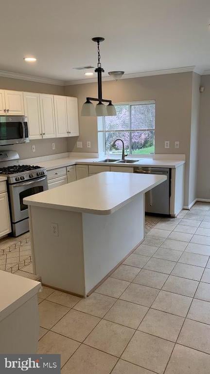 1614 Angelwing Dr, Silver Spring, MD 20904