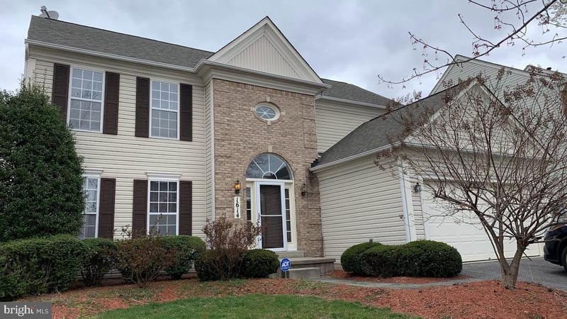 1614 Angelwing Dr, Silver Spring, MD 20904