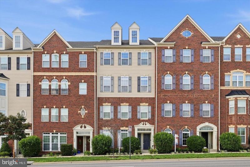 304 Mill Pond Rd, Frederick, MD 21701