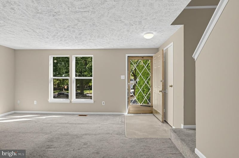 8486 Kirby St, Manassas, VA 20110