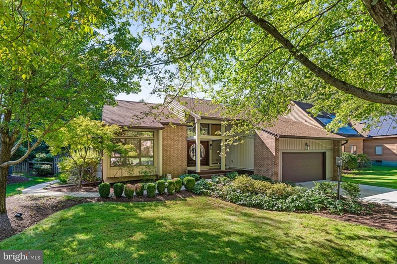 6184 Llanfair Dr, Columbia, MD 21044