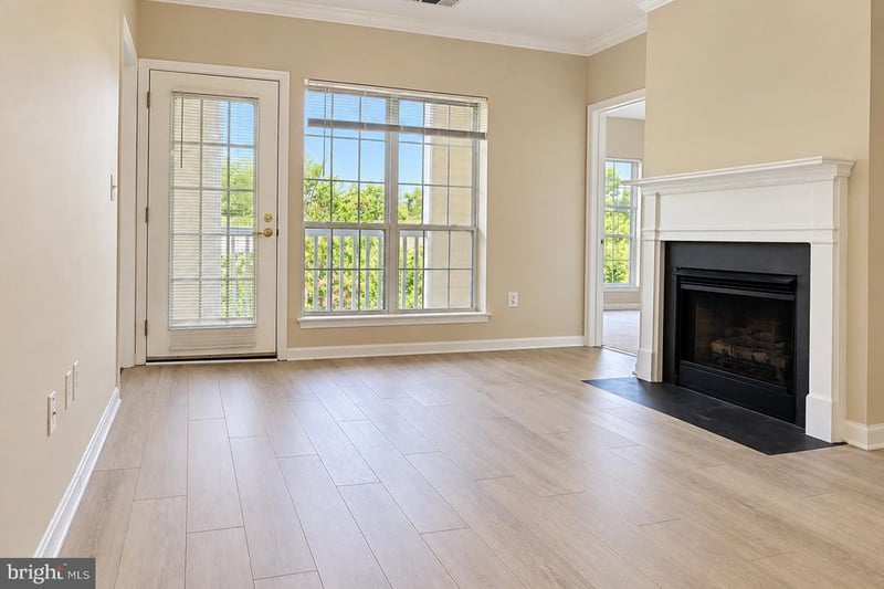 4561 Strutfield Ln #3309, Alexandria, VA 22311